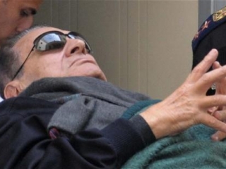 Прокуратура требует смертную казнь для Мубарака