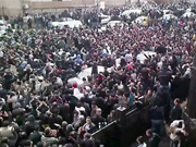 В Сирии тысячи демонстрантов потребовали отставки Асада