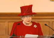 Британская королева выступила в поддержку религии