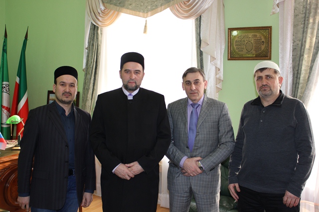 Представители чеченского муфтията, работающие в сфере «Халяль» посетили ЦРО-ДУМ РТ