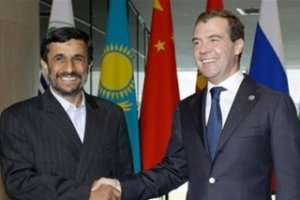 Ахмадинеджад и Медведев обсудили ситуацию в Сирии