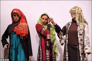 Выставка иранской одежды для женщин