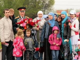 Мусульманская молодежь Москвы отпраздновала День победы