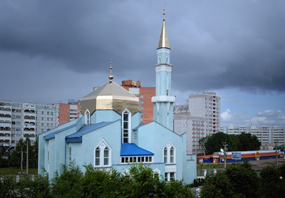 В мечетях Казани за одно занятие учат намазу и исламскому вероучению