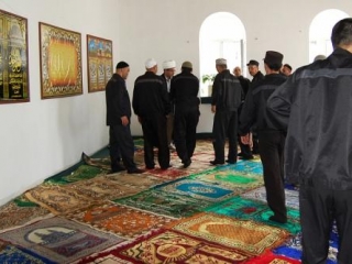 Заключенные под Новосибирском обрели мечеть