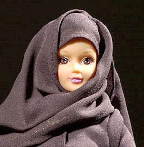 В России появилась "Барби в хиджабе"