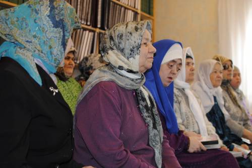 День пожилых людей в мечети