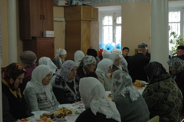 В Нижегородской Соборной мечети прошел благотворительный обед