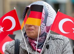 Немецкие турки шлют домой до €1 млрд в год