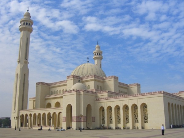 Красивые и большие мечети