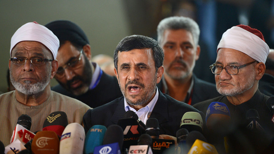 Ахмадинежад: Иран уже стал атомной державой