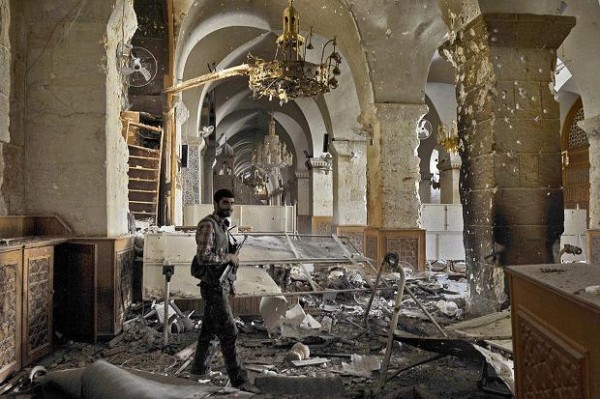 Мечеть Омейядов после обстрела