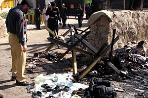 Жертвами теракта в Пакистане стали 10 человек