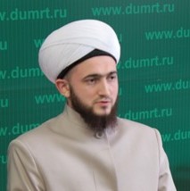 Муфтий Татарстана принимает участие на конференции в Коми