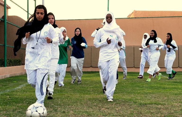 В Саудовской Аравии школьницам разрешили спорт