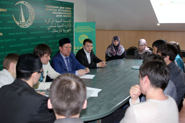 В резиденции муфтия Татарстана состоялось очередное собрание волонтерского отряда отдела по делам молодежи ЦРО-ДУМ РТ.