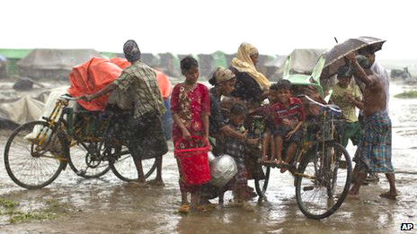 Юг Бангладеш поразил циклон Махасен