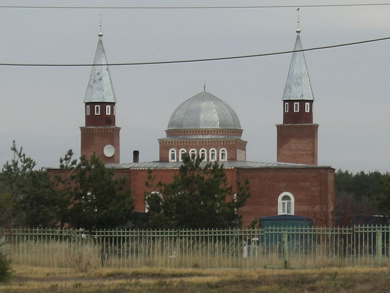 Губернатор Ульяновской области поздравил прихожан Центральной соборной мечети с юбилейными датами