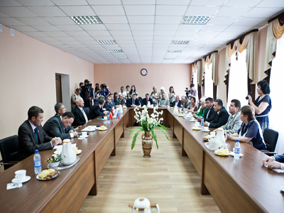 Вопросы сохранения татарской культуры решал президент РТ Рустам Минниханов в Оренбурге