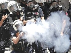 В Турции за разжигание беспорядков арестованы 24 блогера