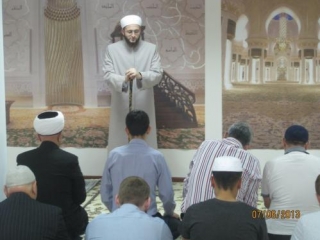 Муфтий Татарстана провел пятничную молитву в Москве