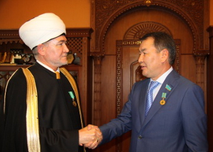 Муфтий Равиль Гайнутдина принял делегацию из Казахстана во главе с председателем сената Парламента РК Кайратом Мами
