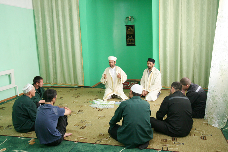 В Пензенской области муфтий навестил заключенных мусульман