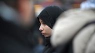 Во Франции девушка подверглась нападению из-за хиджаба