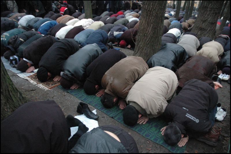 Мусульмане требуют разрешить строительство мечети в Туле