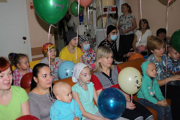 ДУМ РТ провели благотворительную акцию в честь «Дня матери»