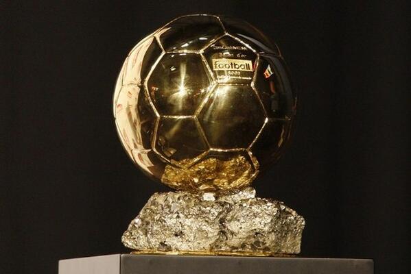 Роналду стал обладателем «Золотого мяча» 2013 года