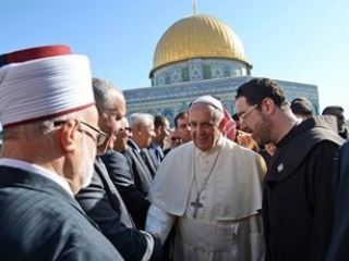Папа Римский назвал мусульман «дорогими братьями»