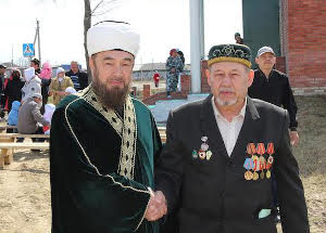 Муфтий Нафигулла Аширов посетил мусульманские общины Урала и Западной Сибири