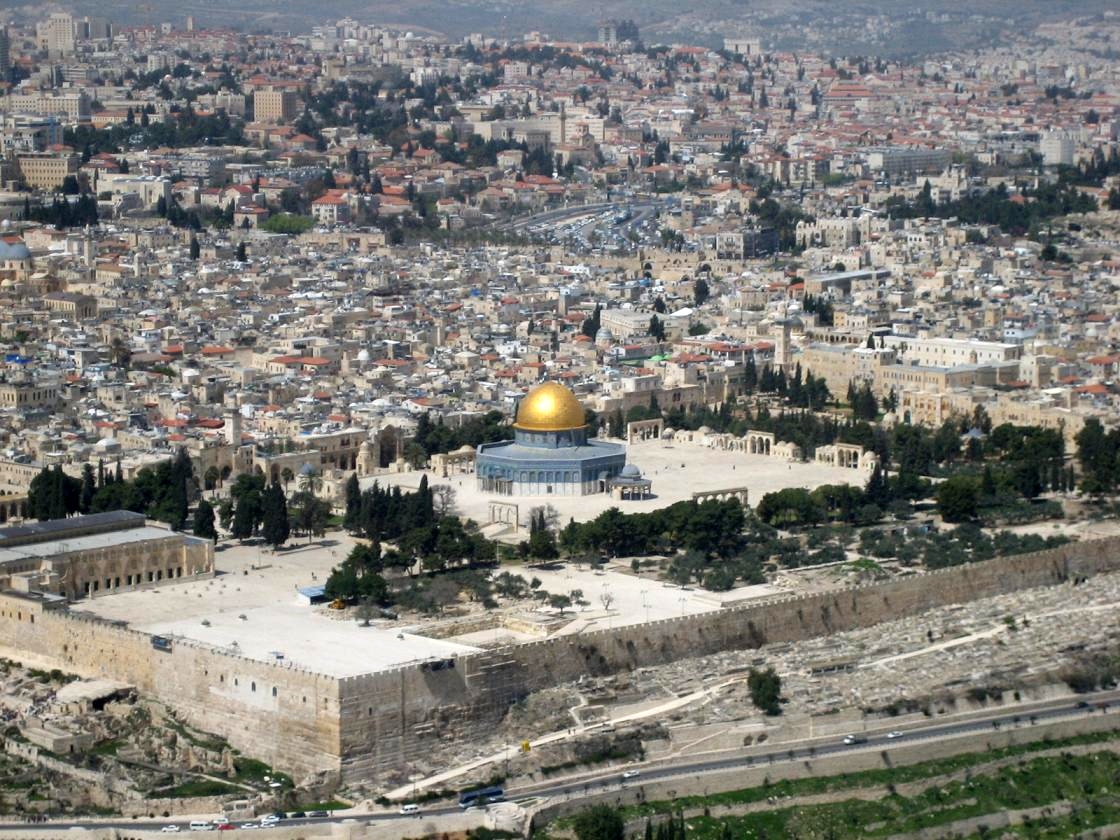 Полиция Израиля ограничила доступ мусульман на Храмовую гору