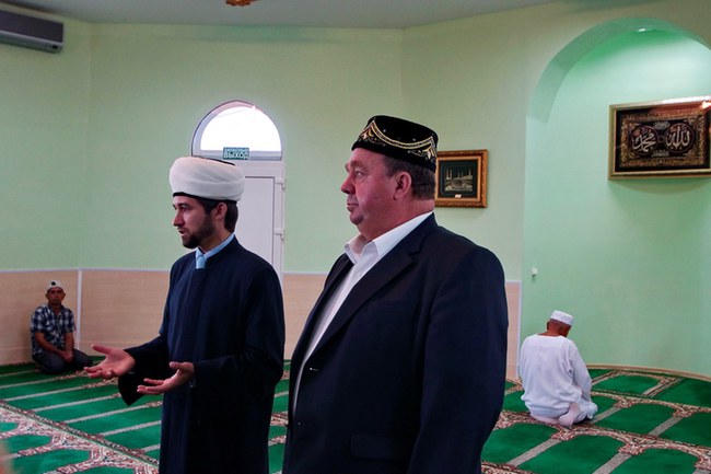 Мусульмане открыли свои двери для посетителей