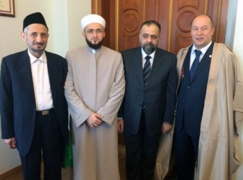 Муфтий Татарстана с сирийской делегацией встретились с Асгатом Сафаровым