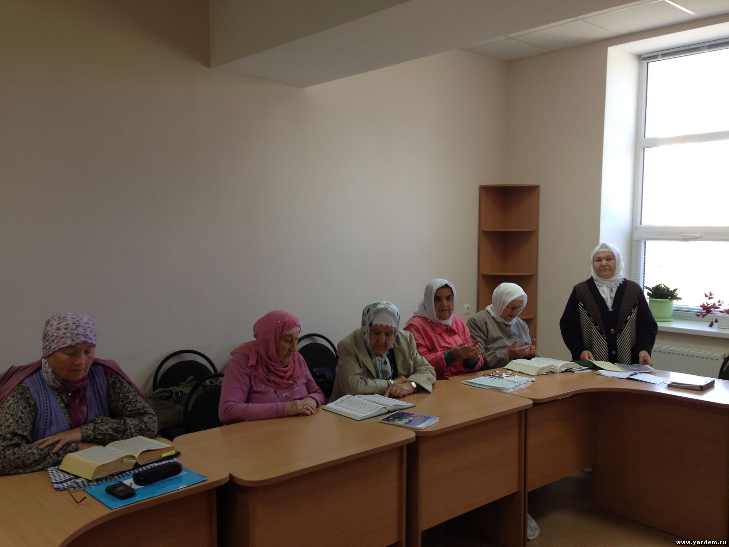В мечети "Ярдэм" начались курсы для женщин по изучению Корана
