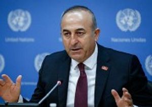 Анкара не покупает нефть у ИГ, заявил глава МИД Турции