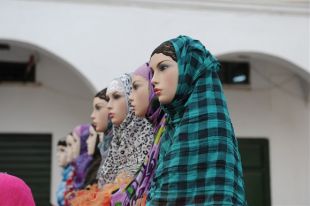 Мусульмане обжалуют запрет на ношение платков в школах