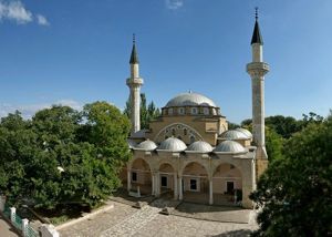 Крымский муфтият выиграл суд по возвращению мечети Джума-Джами в Евпатории