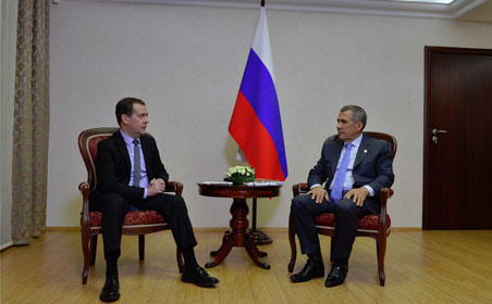 Рустам Минниханов провел рабочую встречу с Дмитрием Медведевым