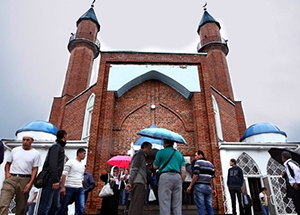 В Омске мусульмане собрали 3 тысячи подписей за расширение территории мечети