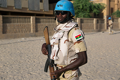 При атаке на конвой ООН в Мали погибли пять человек