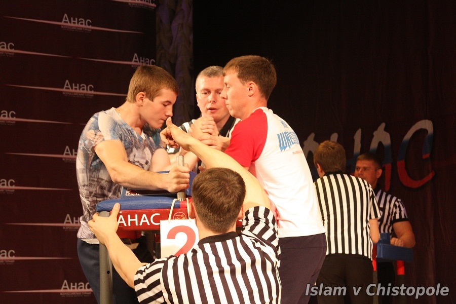 В Чистополе состоялся Всероссийский турнир по армспорту на призы мечети «Анас»