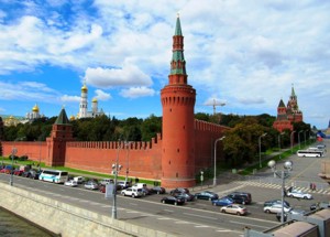 Кремль не подтверждает информацию о возможном участии ВС РФ в ударах по ДАИШ