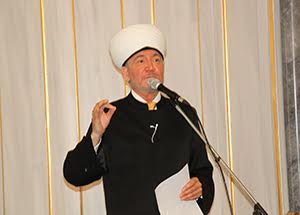 Муфтий Гайнутдин: Рамзан Кадыров передаст волос Пророка (мир ему) в Московскую Соборную мечеть на вечное хранение