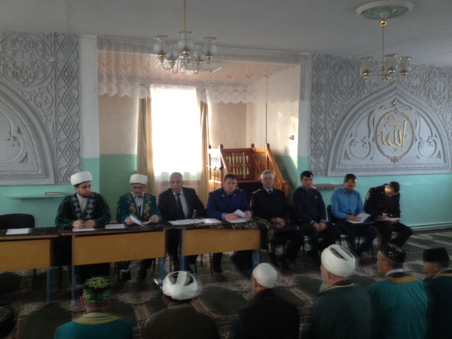 Заместитель муфтия Рустам хазрат Хайруллин посетил  мечеть  Рыбно-слободского района