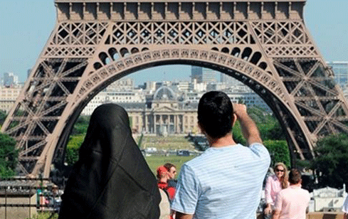 МВД Франции: нападения на мусульман могут возрасти после атаки на Париж