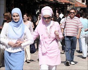 Мусульманки Боснии заявили о своих правах