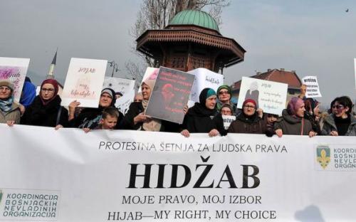 Кто в Европе защищает хиджаб?
